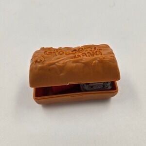 Moose Toys Grossery Gang Rotten Soda Moldy Meal Figures Brown Case Series 1